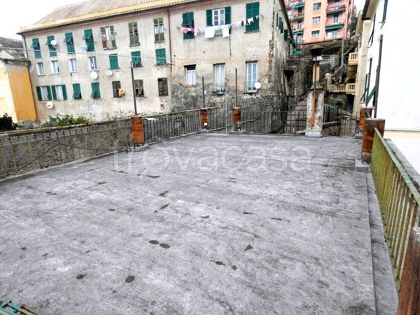 casa indipendente in vendita a Genova in zona Sestri Ponente