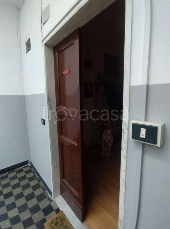 appartamento in vendita a Genova in zona Sestri Ponente
