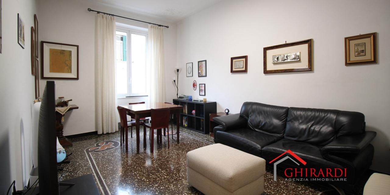 appartamento in vendita a Genova in zona Sestri Ponente