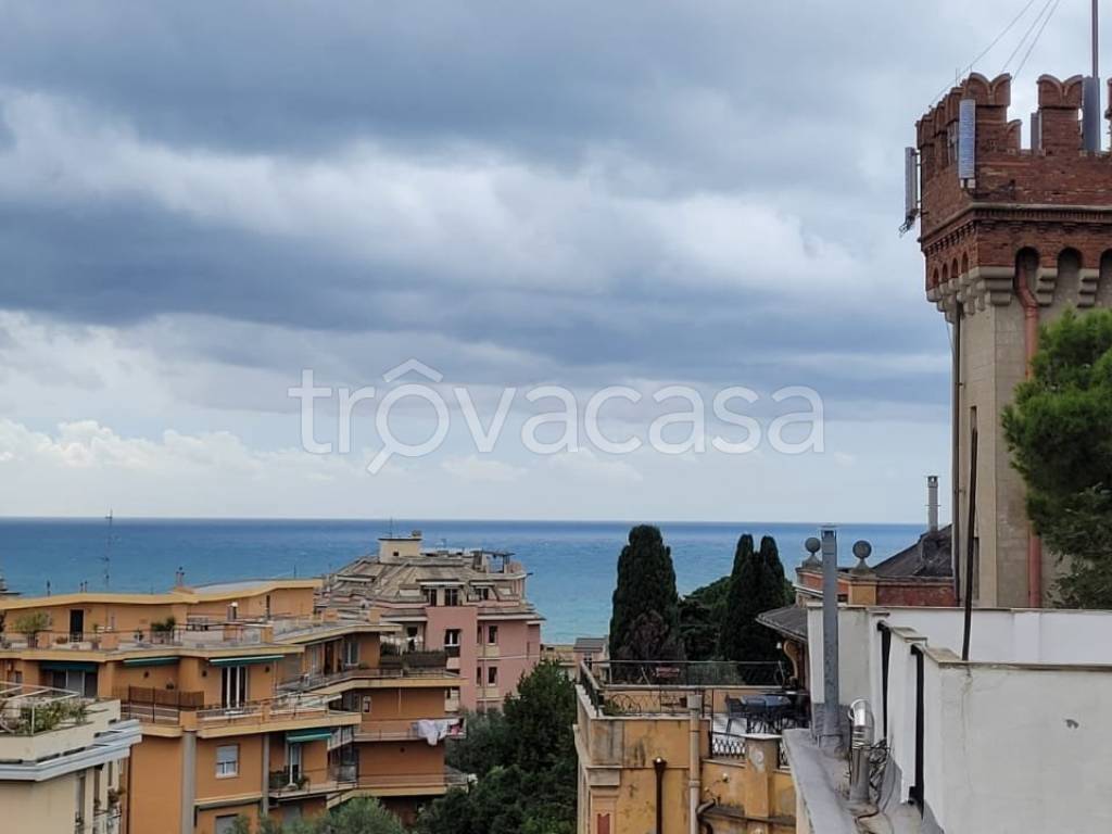 casa indipendente in vendita a Genova in zona Albaro