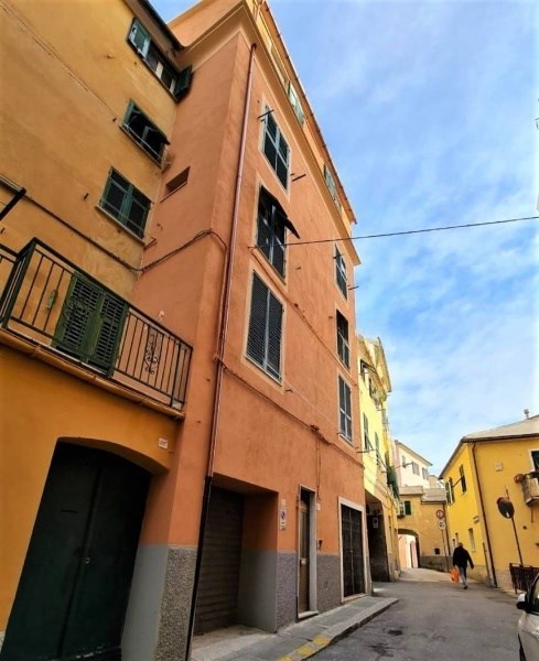 appartamento in vendita a Genova in zona Palmaro / Pra'