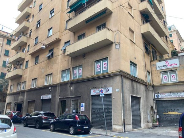 appartamento in vendita a Genova in zona Sampierdarena