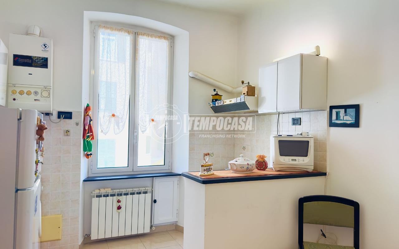 appartamento in vendita a Genova in zona Lagaccio / Granarolo