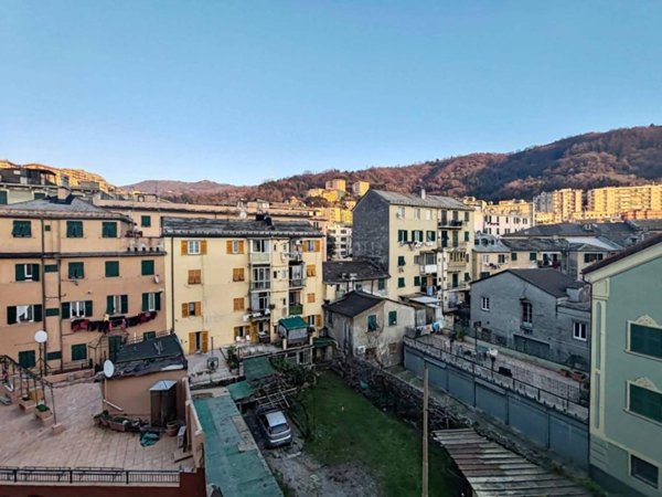 appartamento in vendita a Genova in zona Certosa