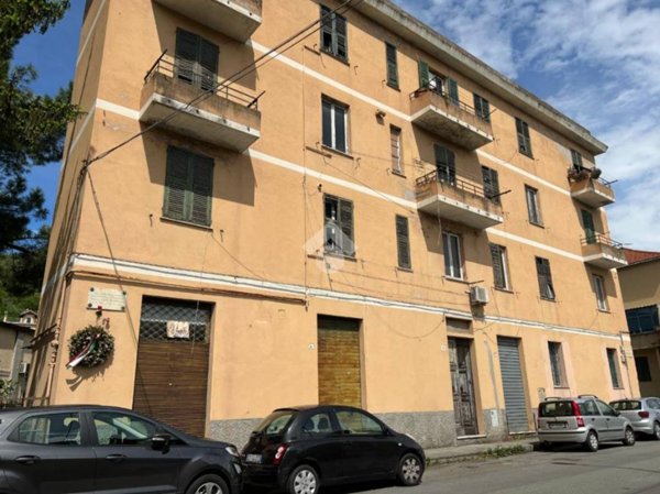 appartamento in vendita a Genova in zona Bolzaneto