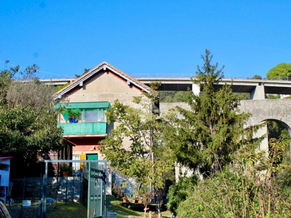 appartamento in vendita a Genova in zona Marassi