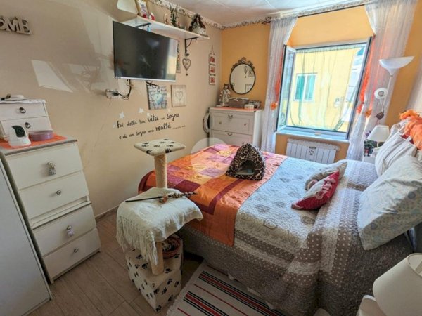 appartamento in vendita a Genova in zona Certosa
