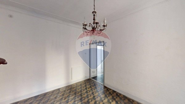 appartamento in vendita a Genova in zona Rivarolo