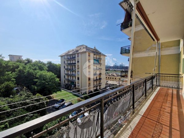 appartamento in vendita a Genova in zona Palmaro / Pra'