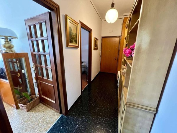 appartamento in vendita a Genova in zona San Benigno