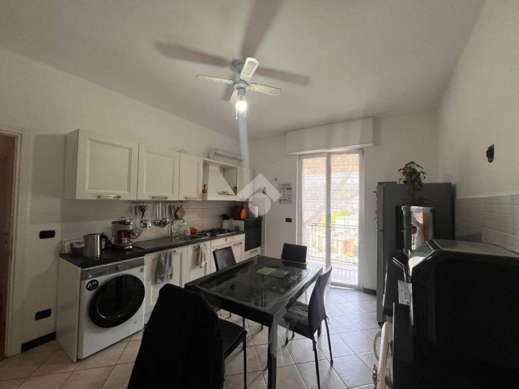 appartamento in vendita a Genova in zona Marassi