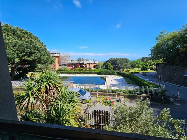 appartamento in vendita a Genova in zona Pegli