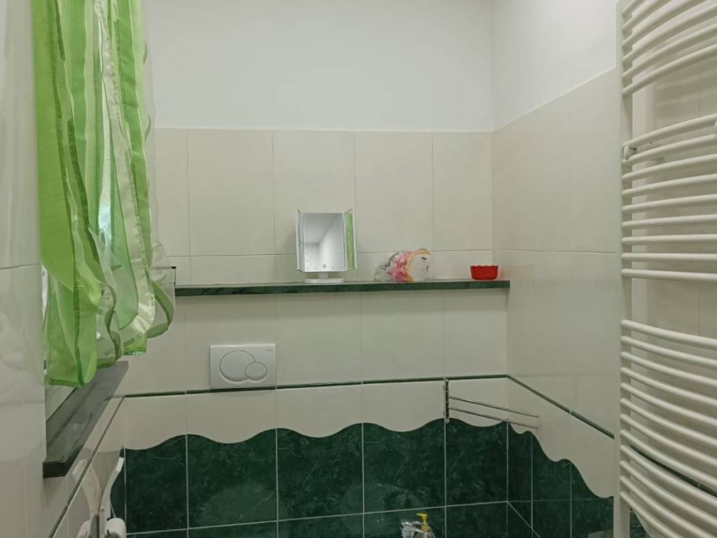 casa indipendente in vendita a Genova in zona Rivarolo