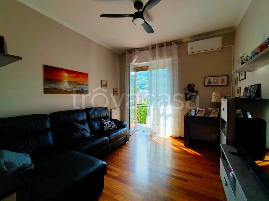 appartamento in vendita a Genova in zona Staglieno