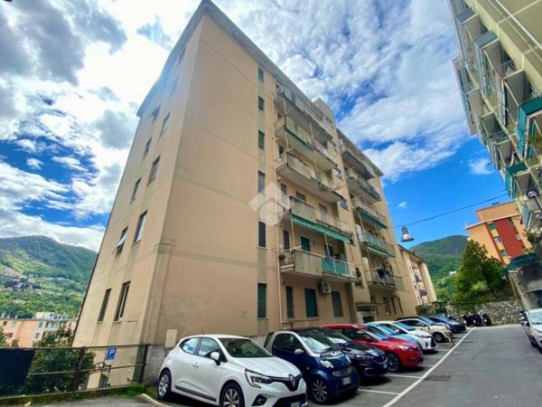 appartamento in vendita a Genova in zona Molassana