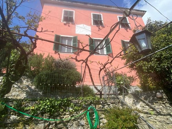 casa indipendente in vendita a Genova in zona San Fruttuoso