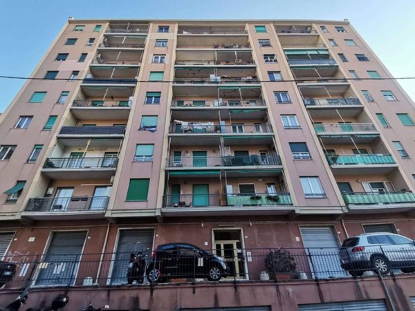 appartamento in vendita a Genova in zona Marassi