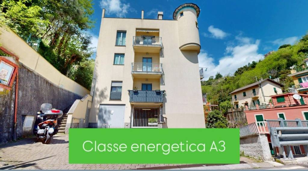 appartamento in vendita a Genova in zona Sestri Ponente