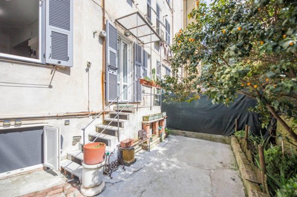 appartamento in vendita a Genova in zona Staglieno