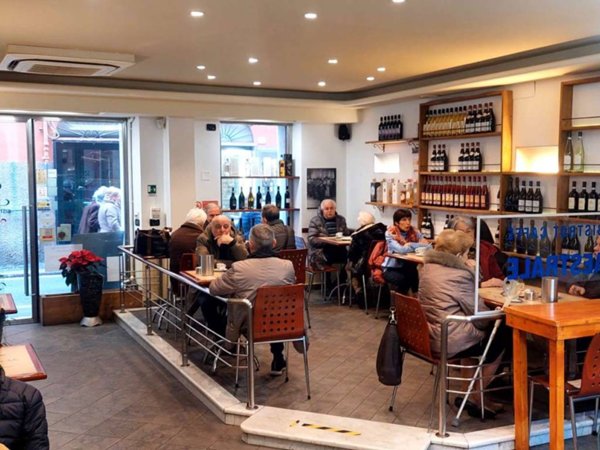 negozio in vendita a Genova in zona Borzoli