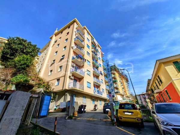 appartamento in vendita a Genova in zona Molassana