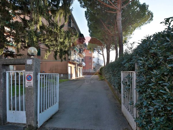 appartamento in vendita a Genova in zona Molassana
