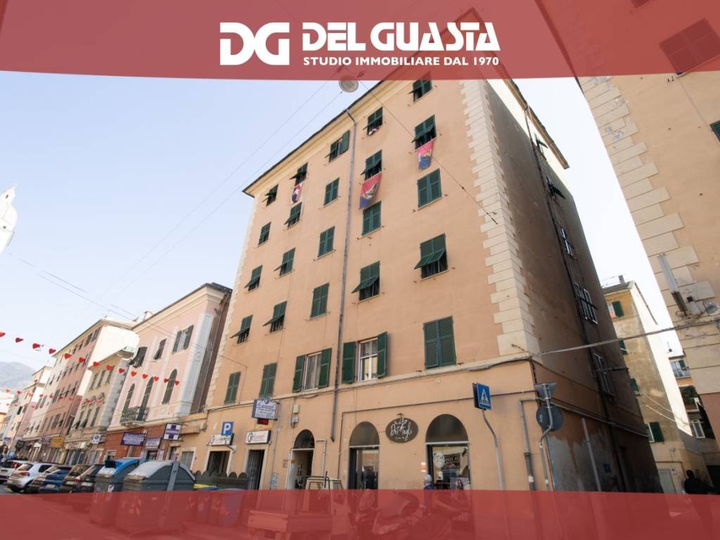 appartamento in vendita a Genova in zona Sestri Ponente