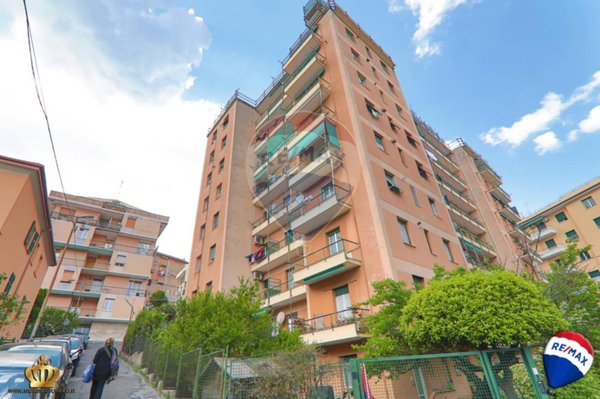 appartamento in vendita a Genova in zona Sestri Ponente