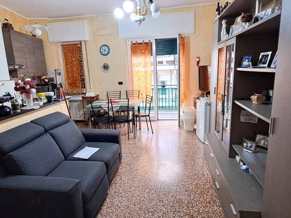 appartamento in vendita a Genova in zona Sampierdarena