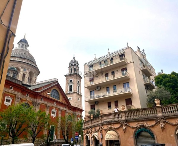 appartamento in vendita a Genova in zona Carignano