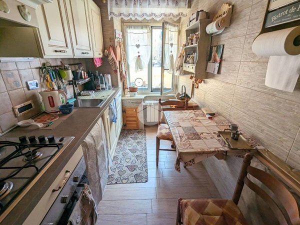 appartamento in vendita a Genova in zona Certosa