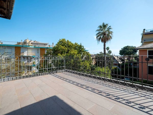 casa indipendente in vendita a Genova in zona Nervi