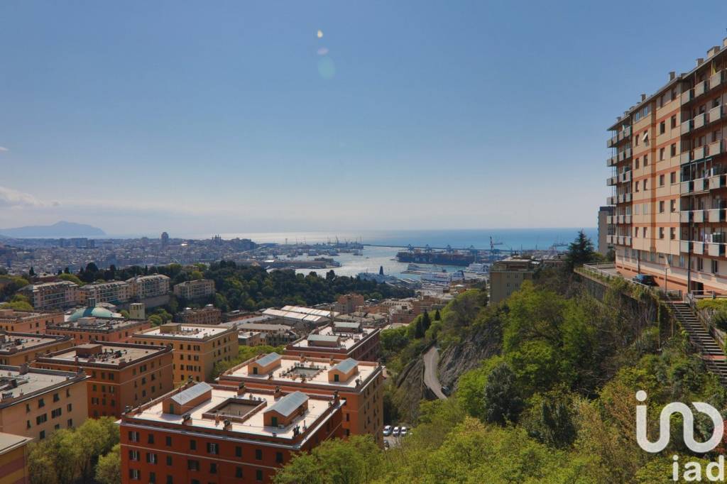 appartamento in vendita a Genova in zona San Teodoro