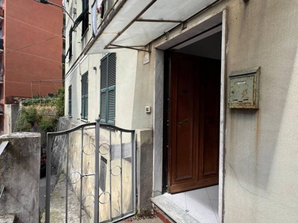 appartamento in vendita a Genova in zona Certosa