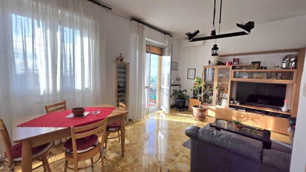 appartamento in vendita a Genova in zona Palmaro / Pra'