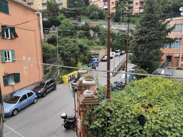 appartamento in vendita a Genova in zona Marassi