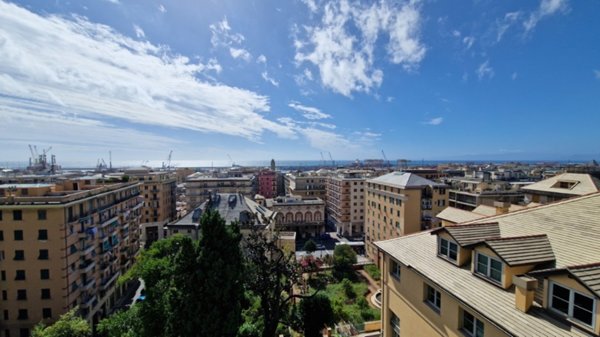 appartamento in vendita a Genova in zona Sampierdarena
