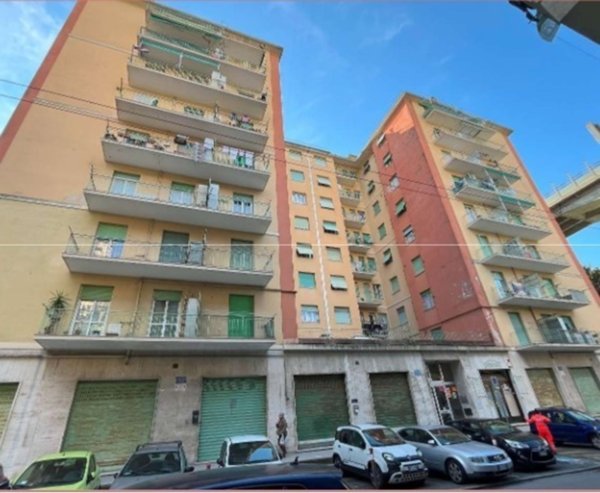 appartamento in vendita a Genova in zona Bolzaneto
