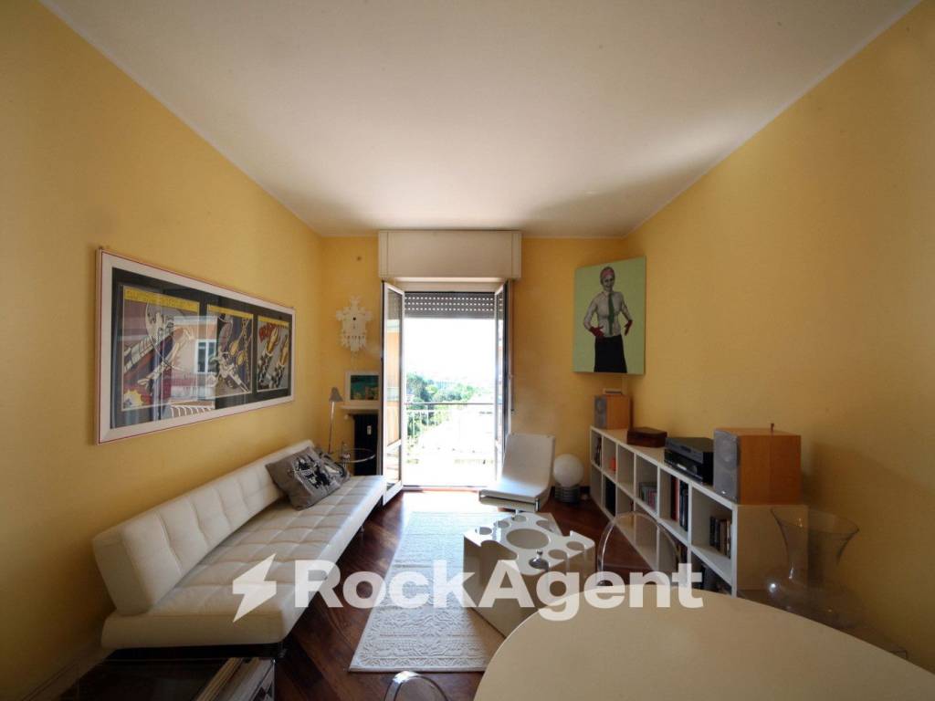 appartamento in vendita a Genova in zona Castelletto