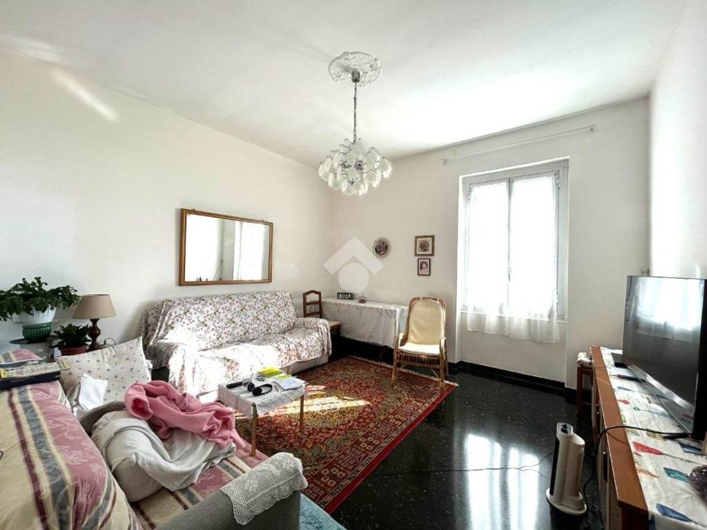 appartamento in vendita a Genova in zona Sampierdarena