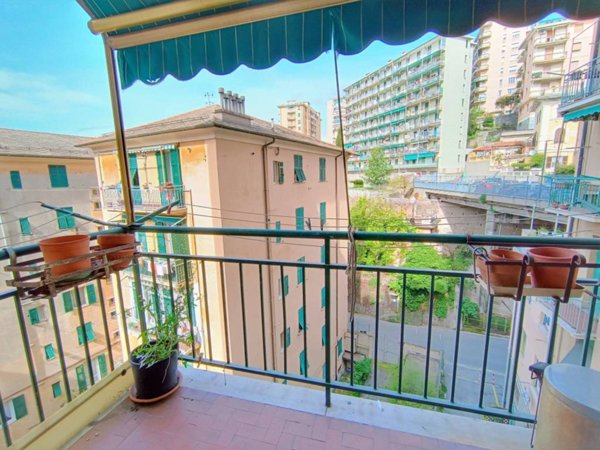 appartamento in vendita a Genova in zona Sampierdarena