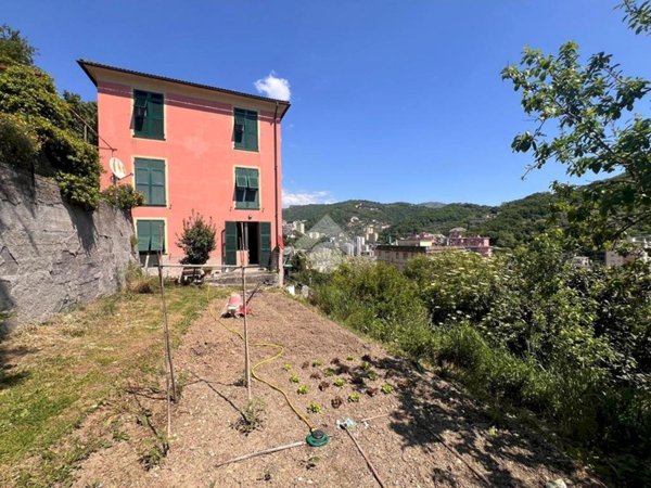 appartamento in vendita a Genova in zona Marassi