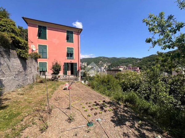 appartamento in vendita a Genova in zona Marassi
