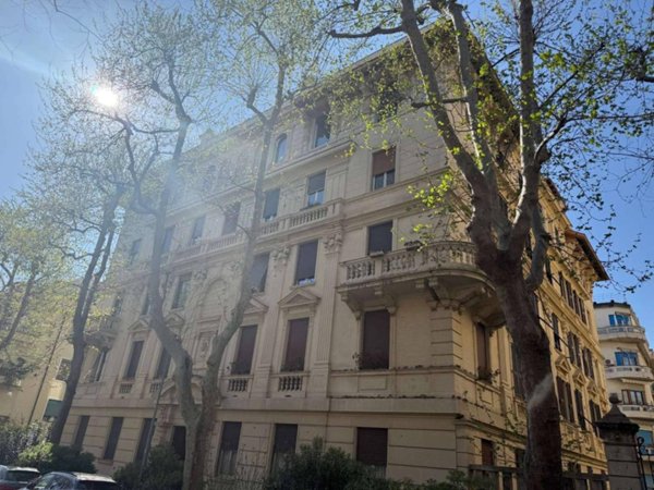 appartamento in vendita a Genova in zona Albaro