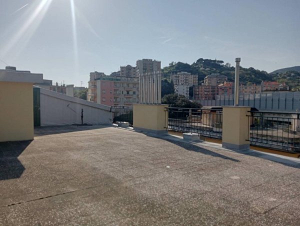 appartamento in vendita a Genova in zona Palmaro / Pra'
