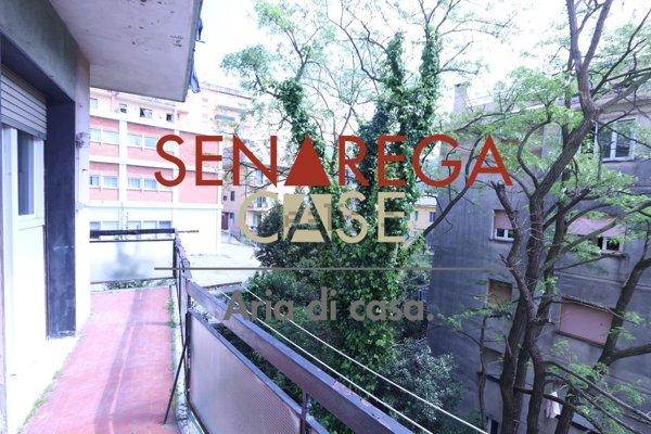 appartamento in vendita a Genova in zona Rivarolo