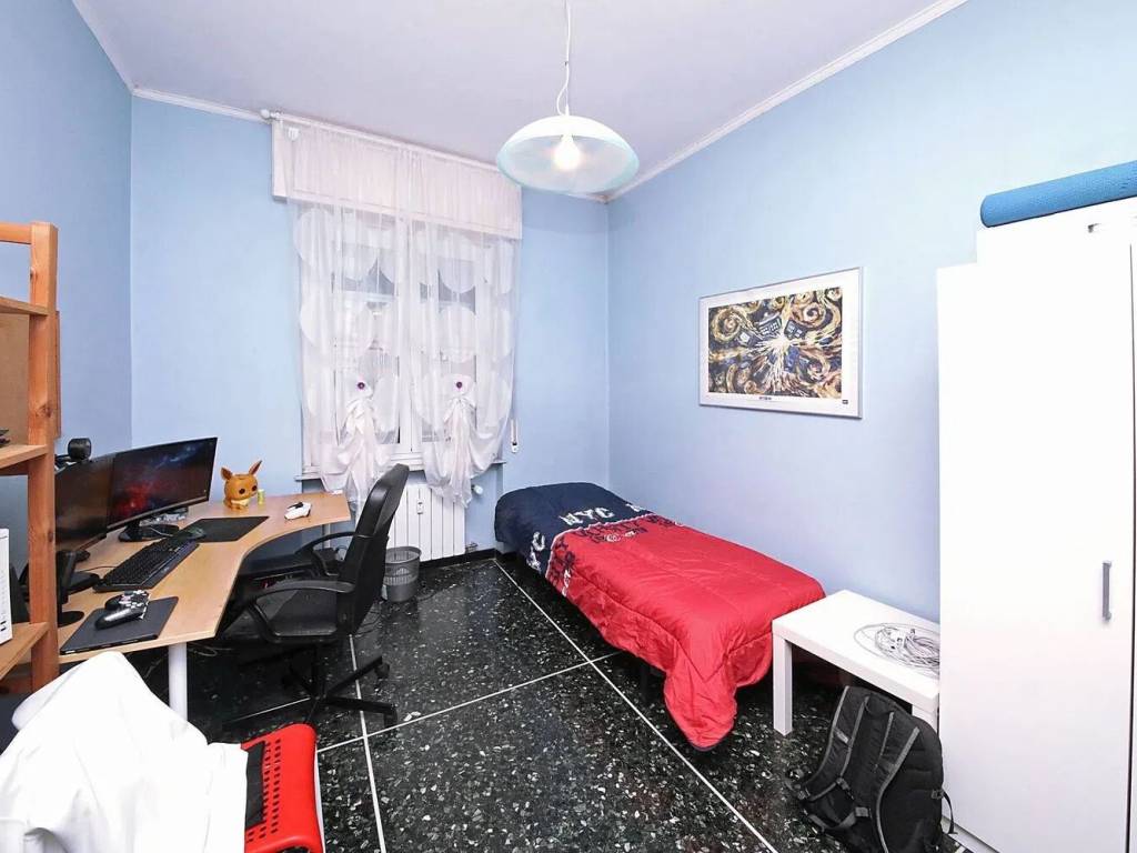 appartamento in vendita a Genova in zona Lagaccio / Granarolo