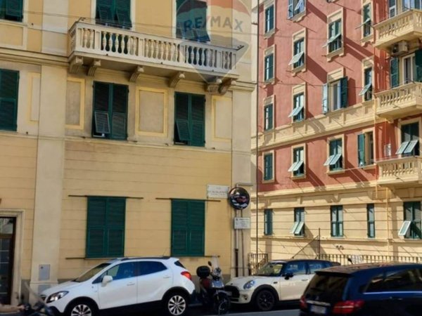 appartamento in vendita a Genova in zona Sampierdarena