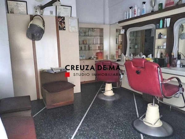 negozio in vendita a Genova