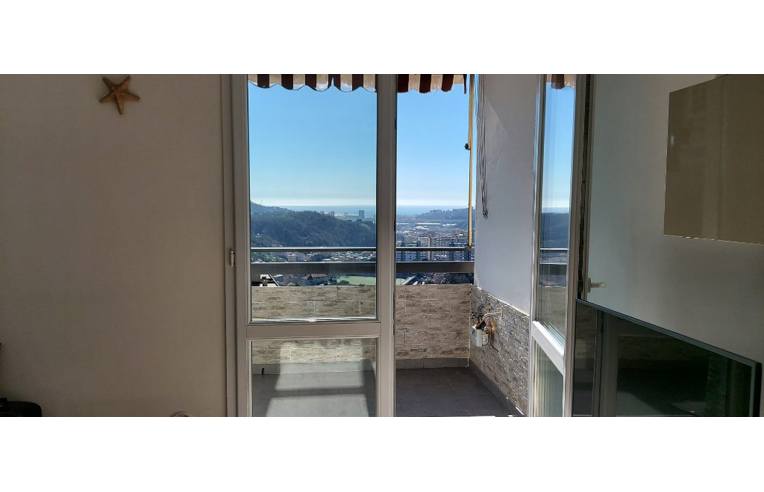 appartamento in vendita a Genova in zona Rivarolo